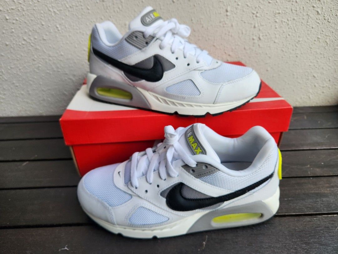Nike air deals ivo