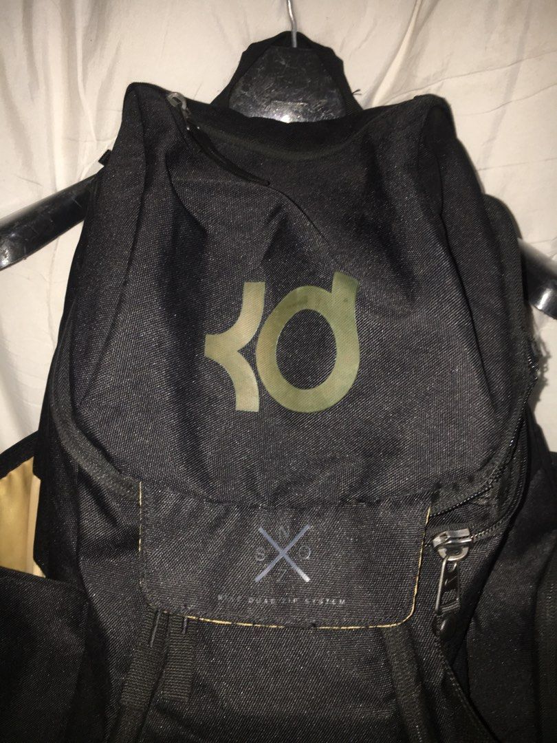 Kd backpack black and gold outlet