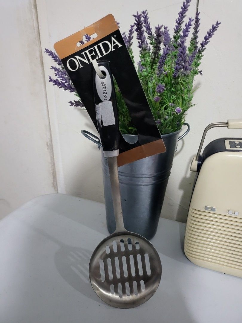 ONEIDA SKIMMER (Category: Other Kitchenware & Tableware) located in Makati City. Submitted by thedeclutteringabuela (Listing ID 1249783223, Image 2). Description: Oneida Skimmer. stainkess steel. dishwashing safe.