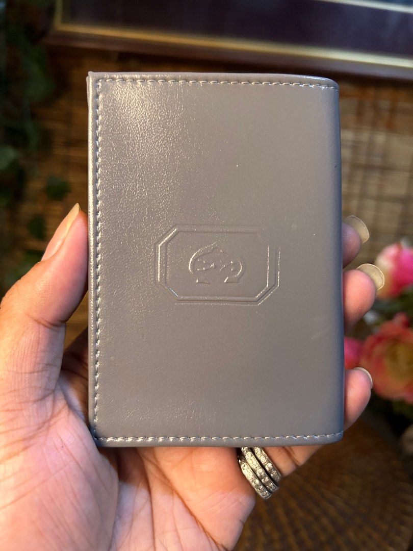 PHILIPPE CHARRIOL Card WALLET (Category: Luxury Bags & Wallets) located in Quezon City. Submitted by whatsinmyclosett (Listing ID 1249724281, Image 2). Description: PHILIPPE CHARRIOL Card WALLET ☑️Item in Japan ☑️ORIGINAL ☑️Vintage ☑️Very Good Condition 🔴manage your expectations this is Second hand / Vintage Item Hindi Brand new Binibili mo. 🔴good as new! Issue is may slight pen marks sa harap 🔴BAWAL SA MAARTE 🔴NO RETURN, NO EXCHANGE !!.