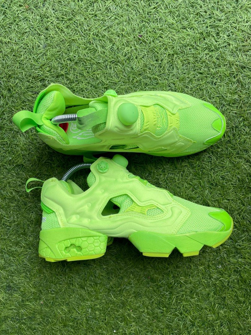 Vetements reebok best sale green