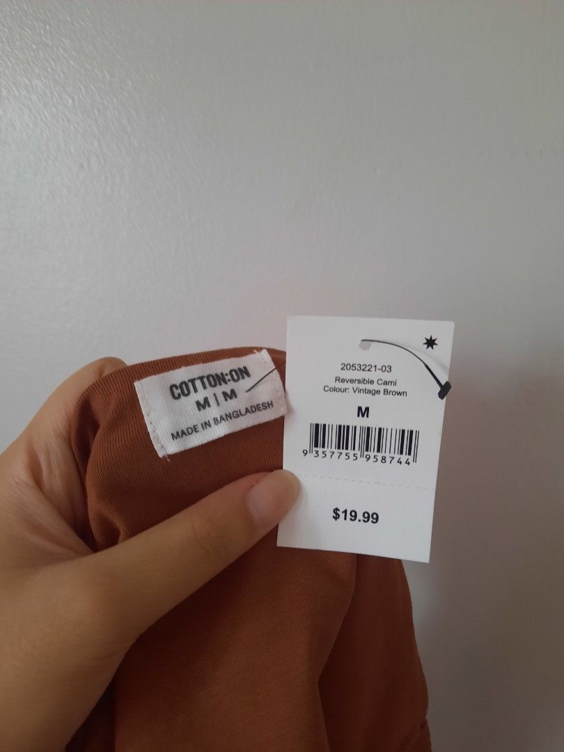Reversible Brown Bra Top (Category: Sleeveless) located in Mandaluyong City. Submitted by arabeaaa (Listing ID 1249712308, Image 3). Description: - BRAND NEW - Discounted compared to original price (AUD$19.99 = 718.92 pesos) - Size: Medium - Cami Top / Bra Top - Reversible.