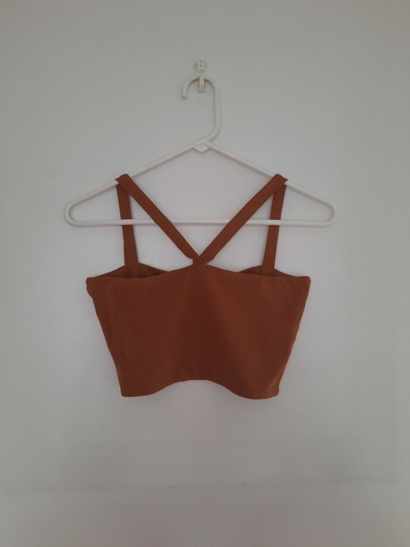 Reversible Brown Bra Top (Category: Sleeveless) located in Mandaluyong City. Submitted by arabeaaa (Listing ID 1249712308, Image 1). Description: - BRAND NEW - Discounted compared to original price (AUD$19.99 = 718.92 pesos) - Size: Medium - Cami Top / Bra Top - Reversible.