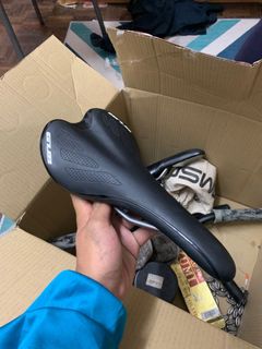 (Category: ) located in . Submitted by thrifwithisma (Listing ID 1249657278, Image 1). Description: .