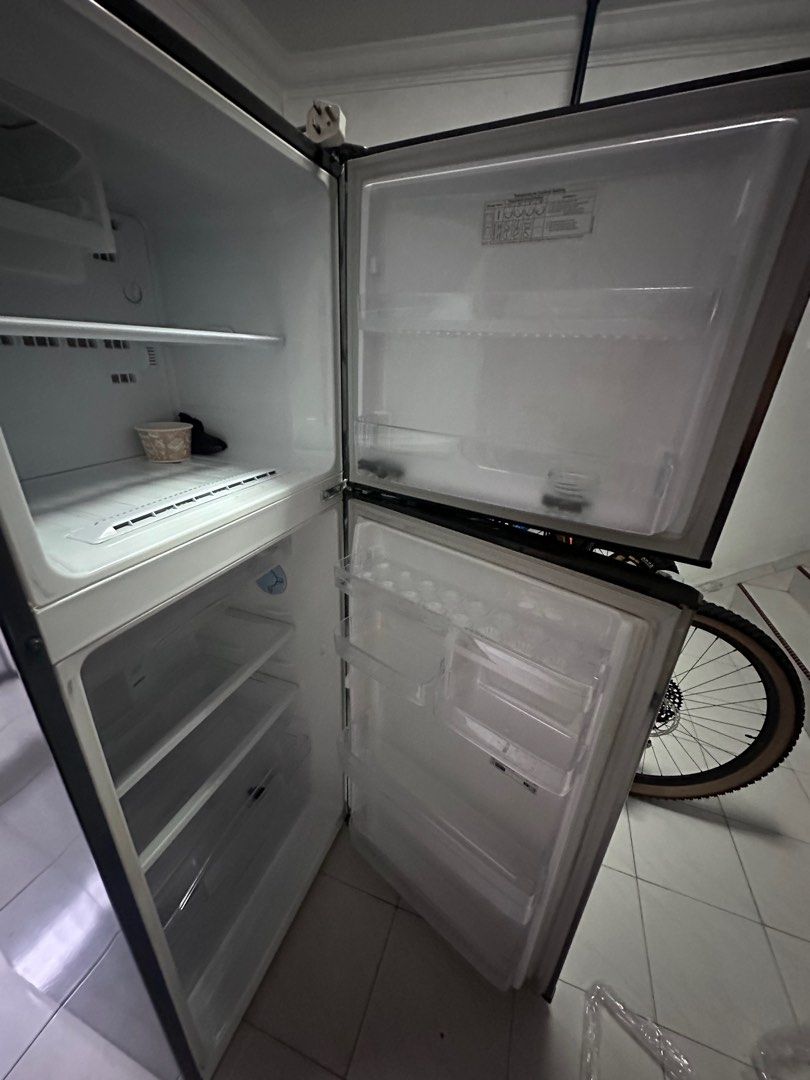 Samsung Rt30 Samsung RT30SDIS, TV & Home Appliances, Kitchen Appliances ...