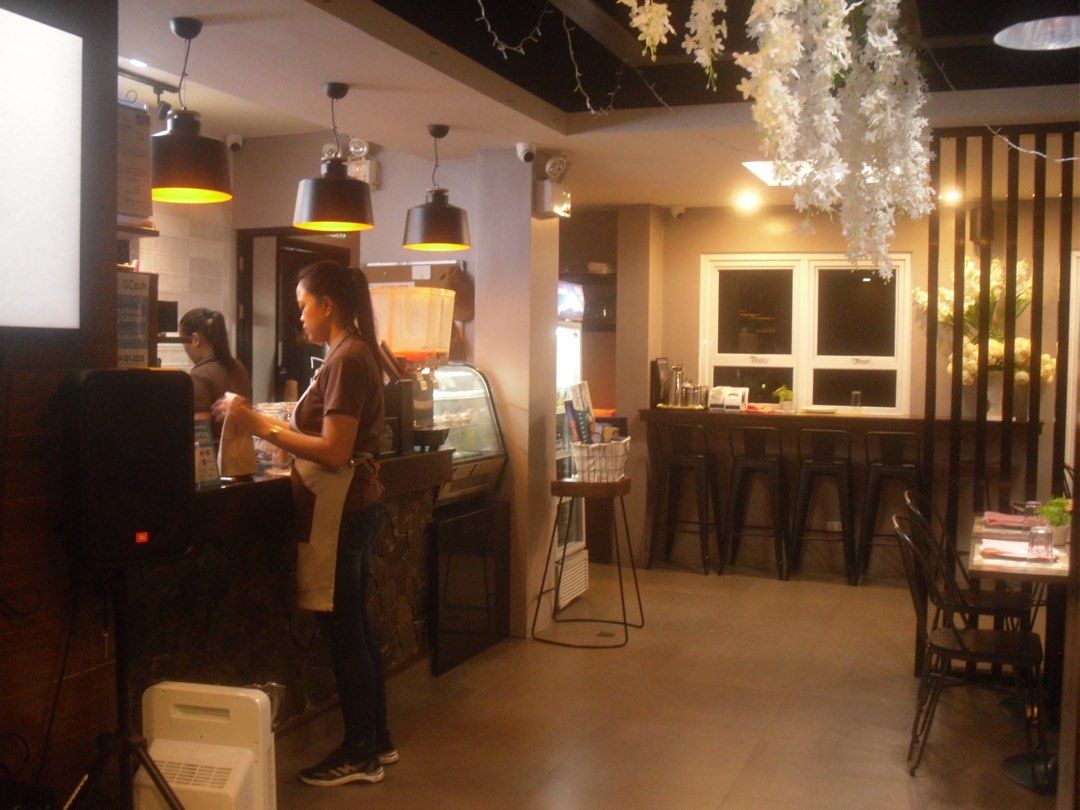 Samsung TL100 (ST50) digicam, Photography, Cameras on Carousell