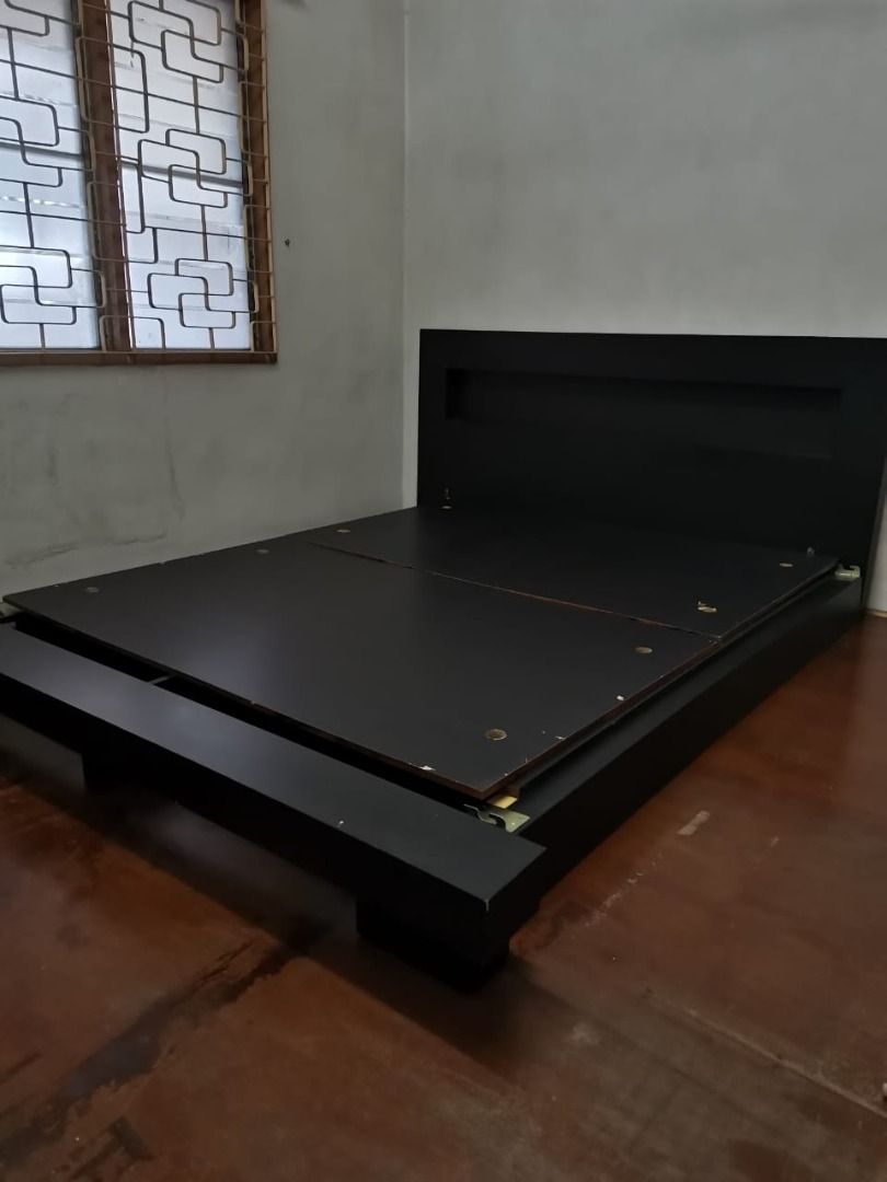 Second hand mattress & bed frame, Furniture & Home Living, Furniture