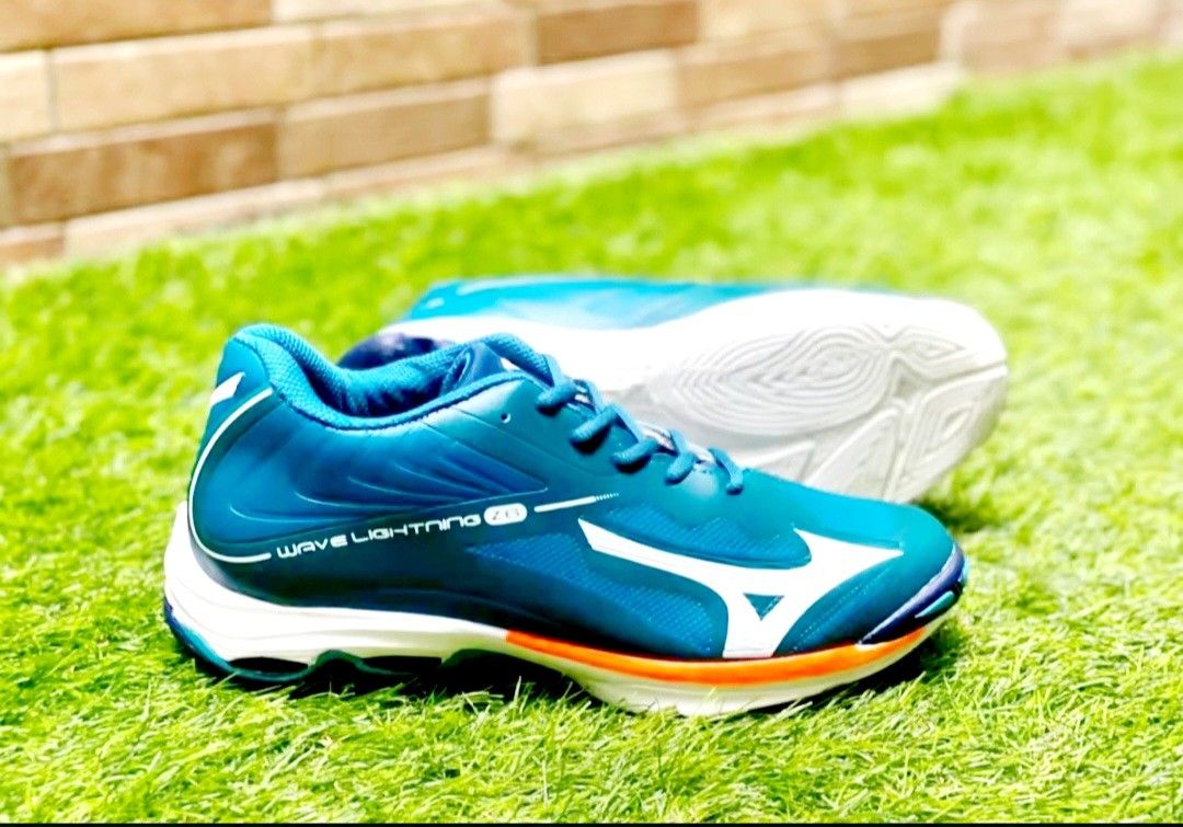 Sepatu mizuno wave light outlet
