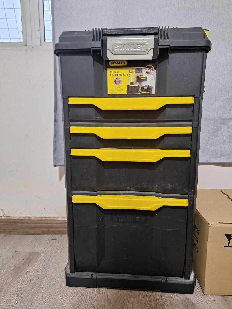 Stanley modular shop toolbox
