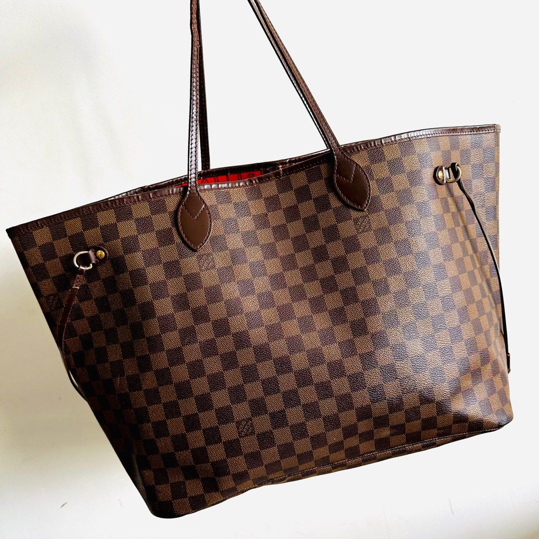 Authentic Louis Vuitton Damier Ebene Neverfull ZIPPERED CLUTCH, Luxury,  Bags & Wallets on Carousell