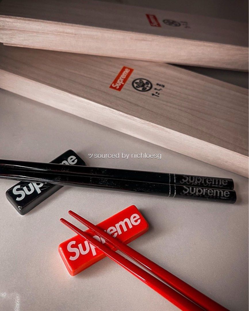 Supreme Chopsticks Retail Supreme Chopstick Set Red FW23 US