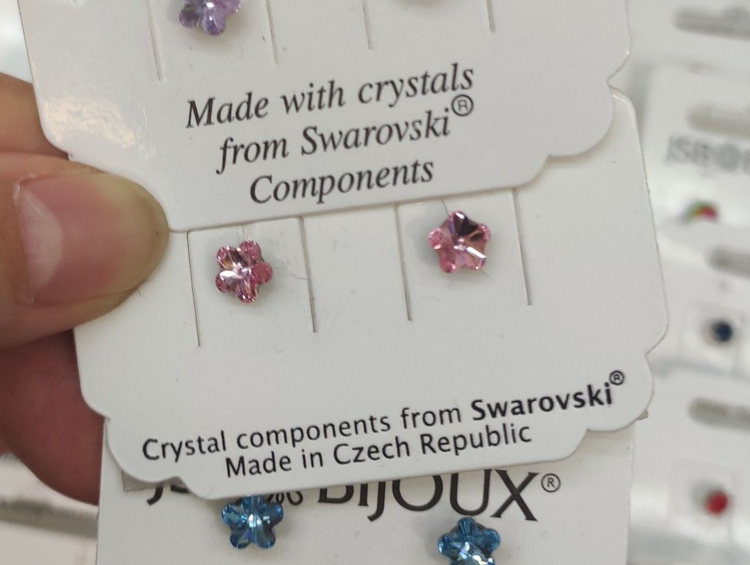 Swarovski hotsell free earrings
