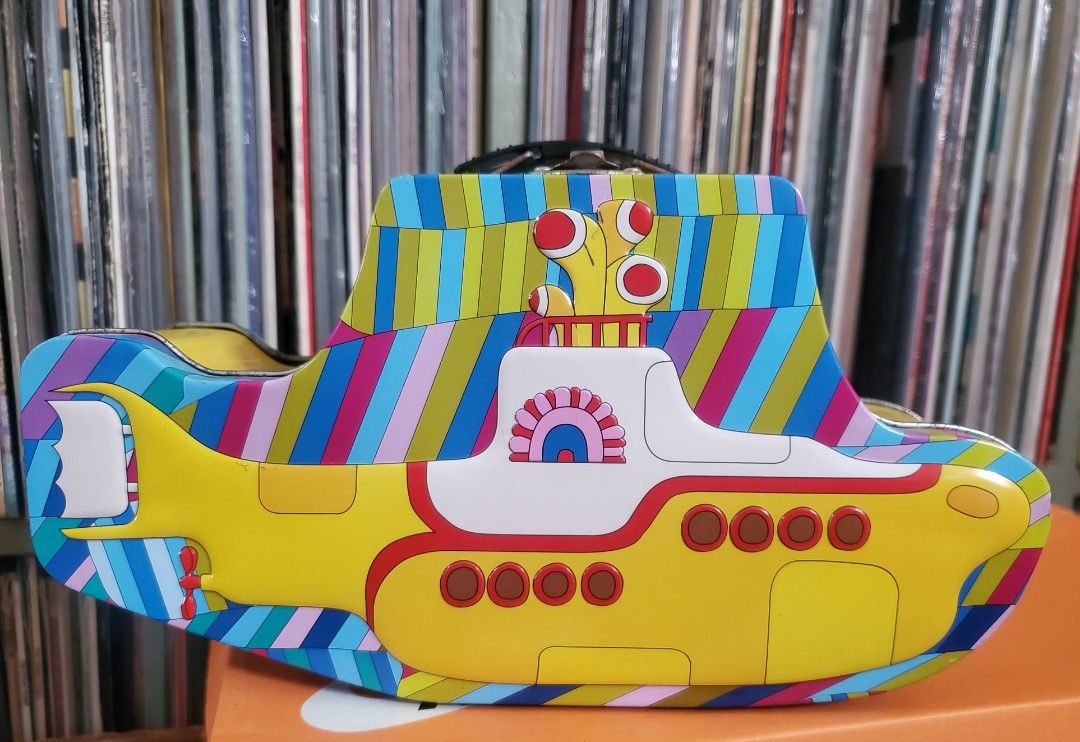 The Beatles - Mini Barattolo Di Latta A Forma Di Sottomarino Giallo - Porta Oggetti Stagnino Da Collezione - Regalo Originale Per Fan