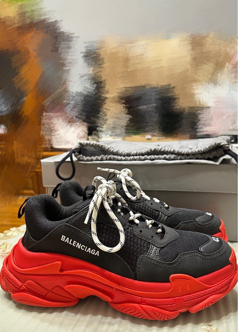 Triple s red black clearance