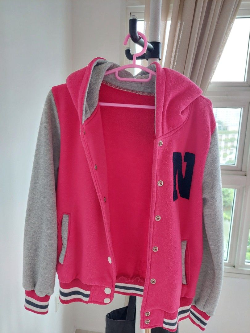 Varsity Jacket (Category: Coats, Jackets and Outerwear) located in Singapore. Submitted by uhmmohwell (Listing ID 1249656013, Image 1). Description: Fits up to L Bought it in the streets of Taiwan, Material is quite thick Open to nego!.