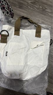 M46434 Pumpkin Silkscreen Men's Bag Briefcase Series LV x YK WEEKEND TOTE  Handbag, Luxury, Bags & Wallets on Carousell