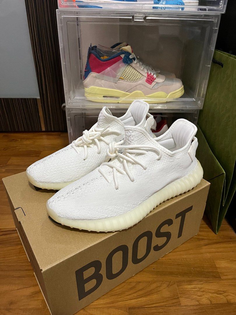 Yeezy 350 V2 Cream, Men's Fashion, Footwear, Sneakers on Carousell