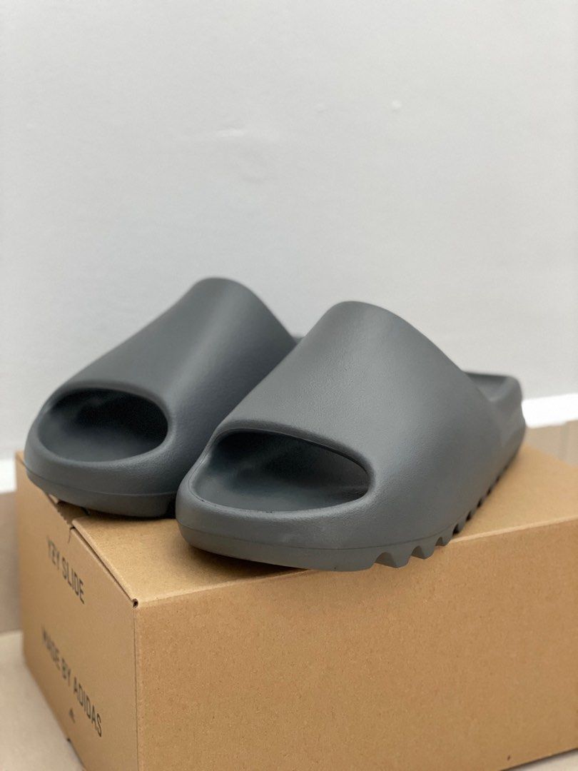 Yeezy Slide 'slate grey', Men's Fashion, Footwear, Flipflops and