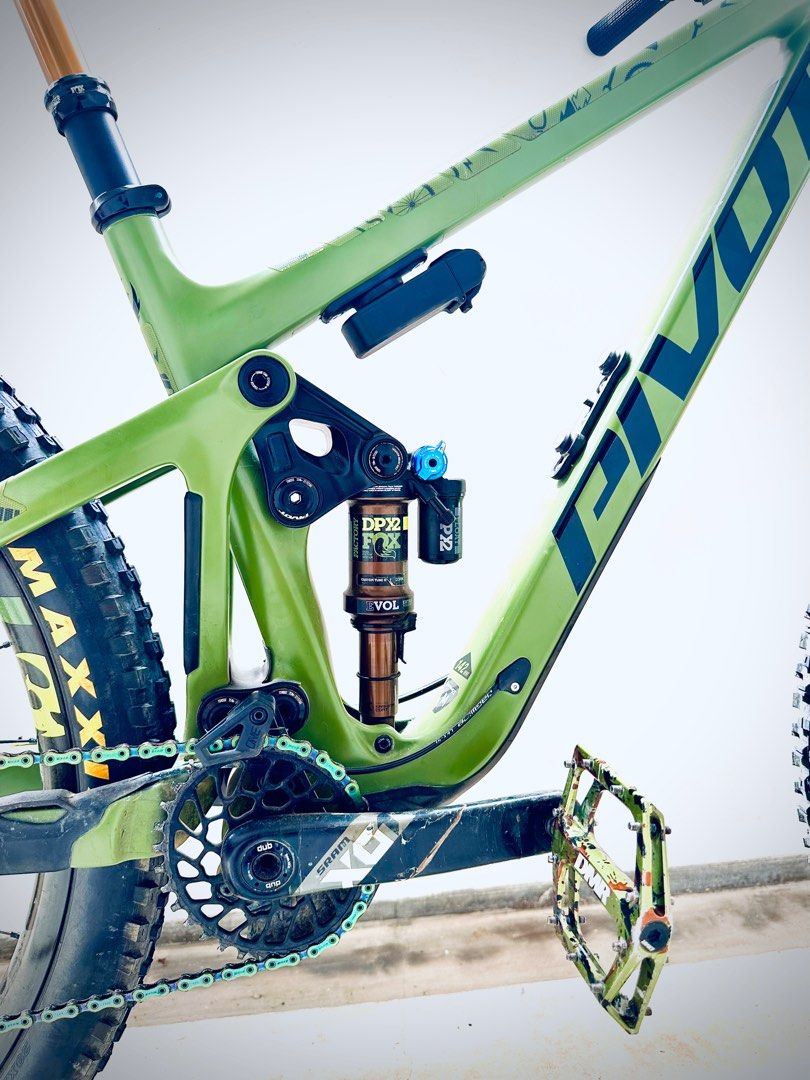 2021 Pivot Switchblade Sports Equipment Bicycles Parts