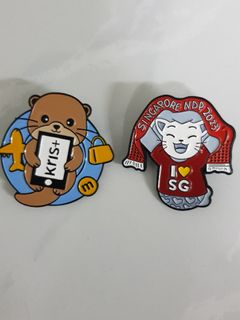 RI CCA badge / raffles CCA collar badge, Hobbies & Toys, Memorabilia ...