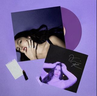 4 Colors ★ SIGNED ★ Pre-order Olivia Rodrigo GUTS limited edition signed coloured ( red white blue purple ) vinyl