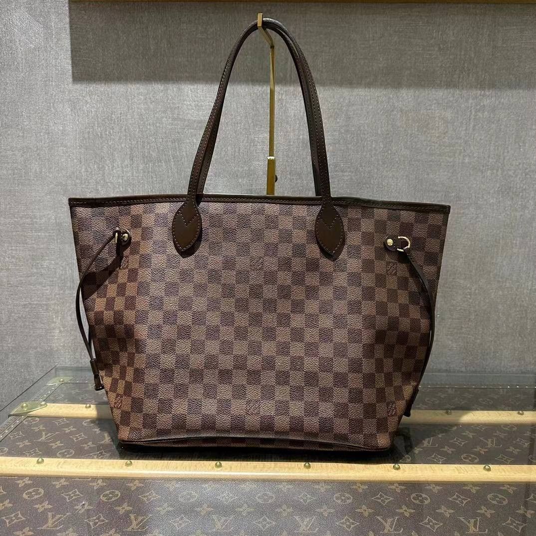 Louis Vuitton Neverful mm Azur Tote Bag, Luxury, Bags & Wallets on Carousell