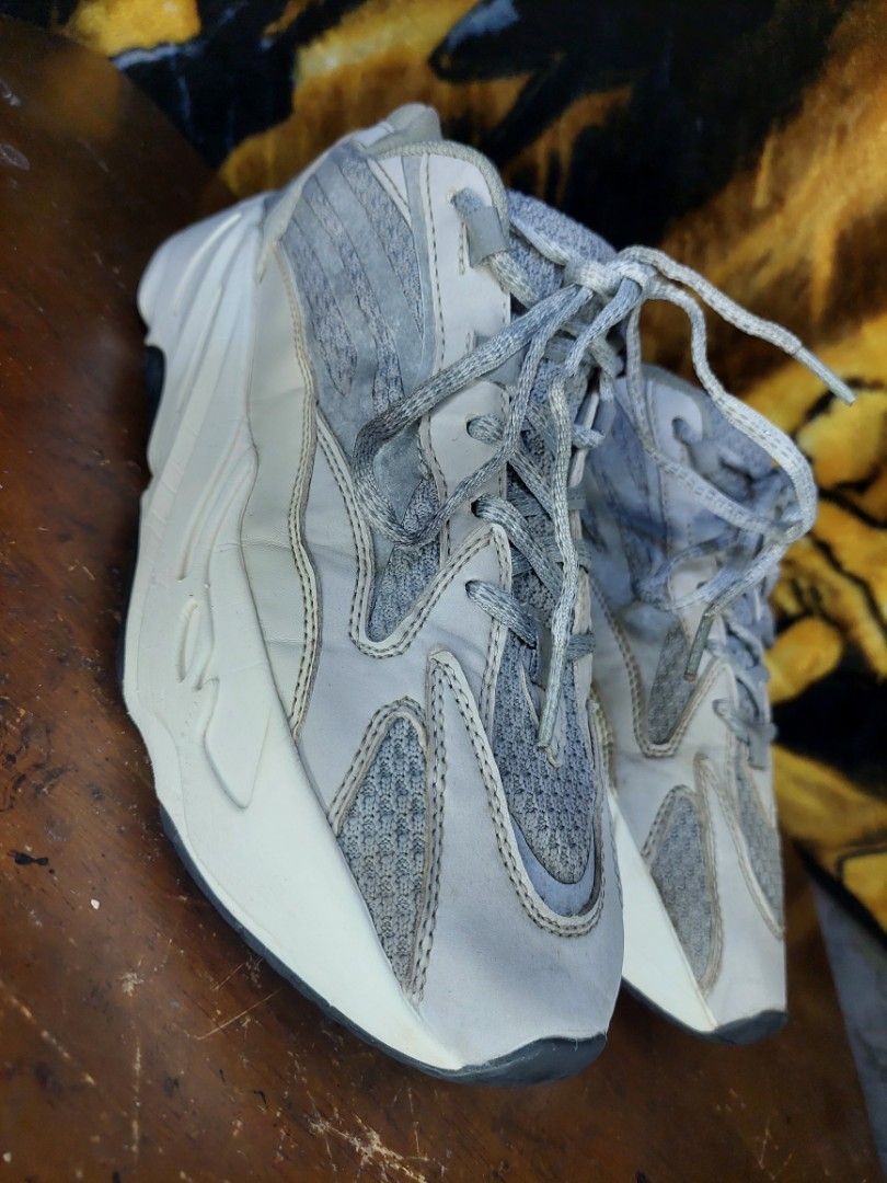 Yeezy boost 700 size 10 clearance