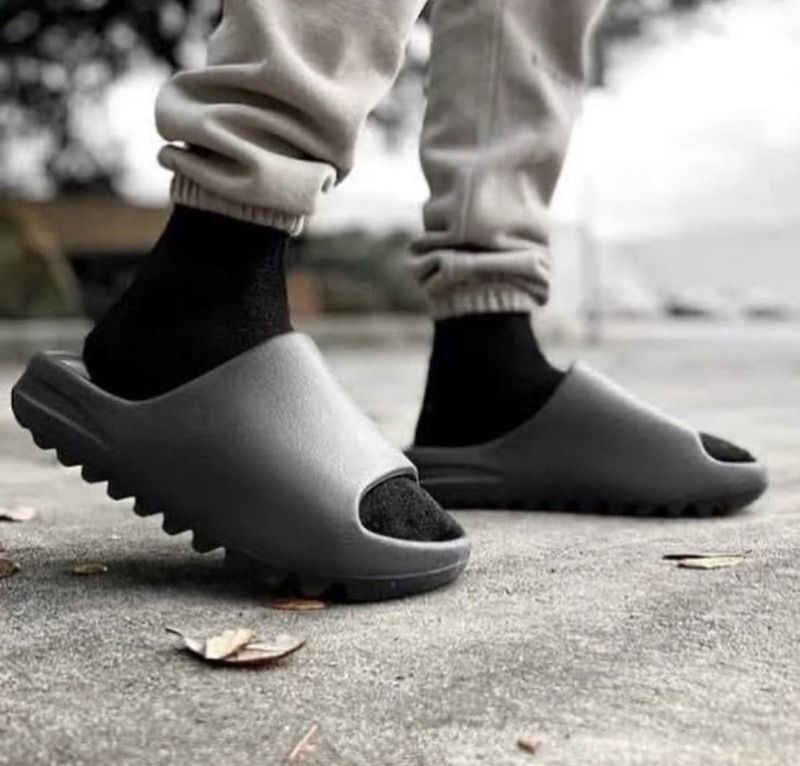 Adidas Yeezy Slide Onyx, Men's Fashion, Footwear, Flipflops and