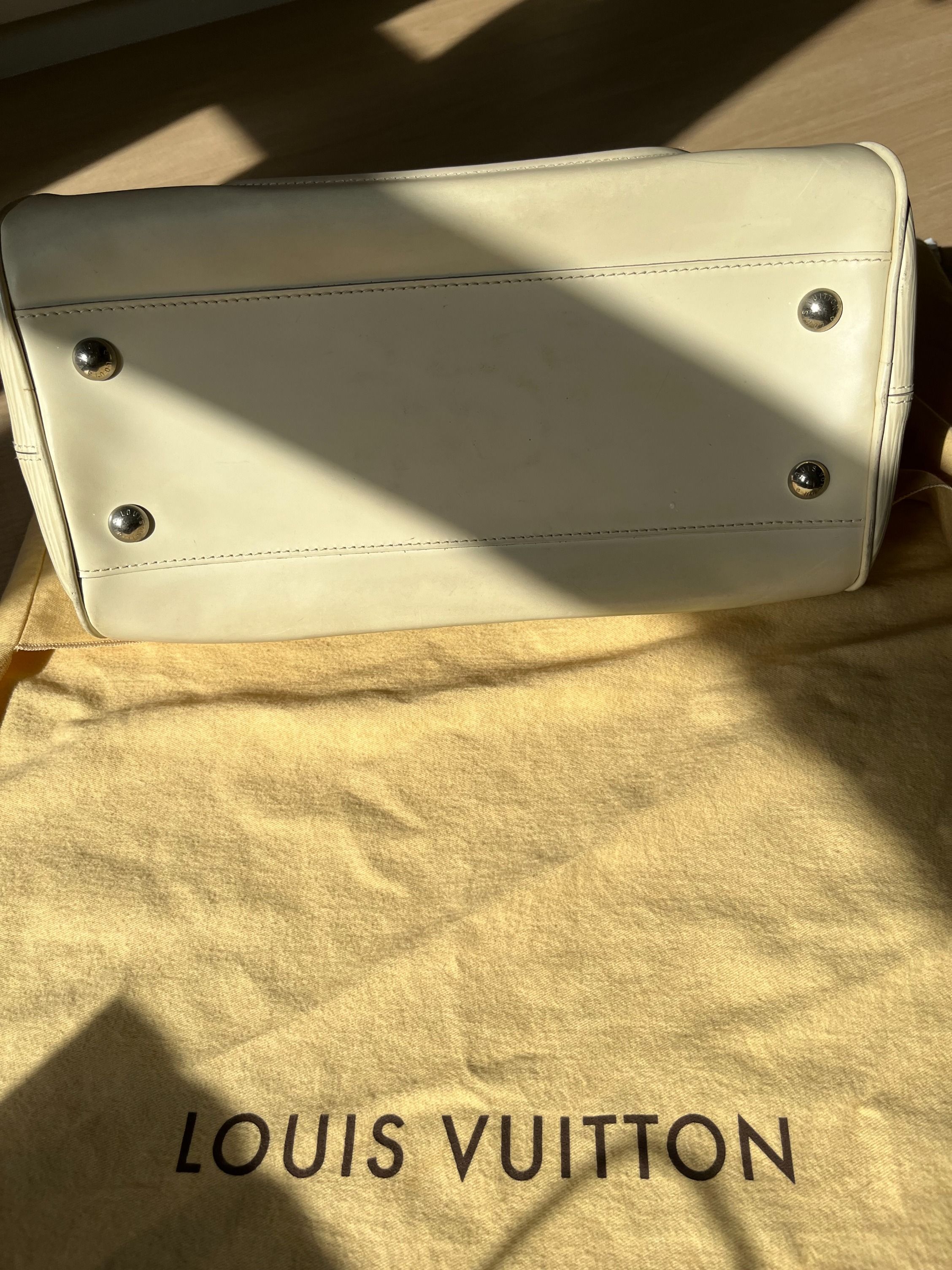 Affordable louis hotsell vuitton bags