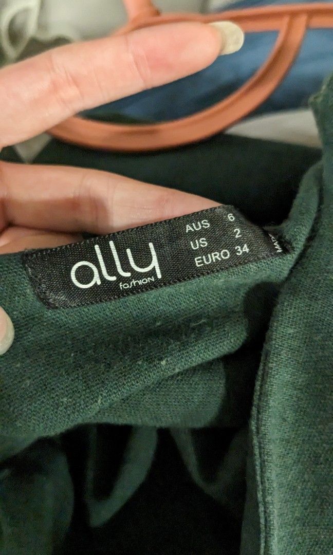 Ally Green Dress, Women's Fashion, Dresses & Sets, Dresses on Carousell