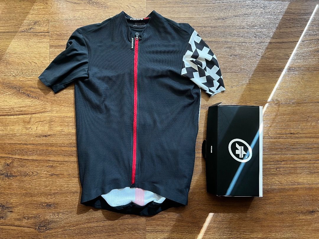 Assos Equipe RS Aero SS Jersey Men s Fashion Activewear on Carousell
