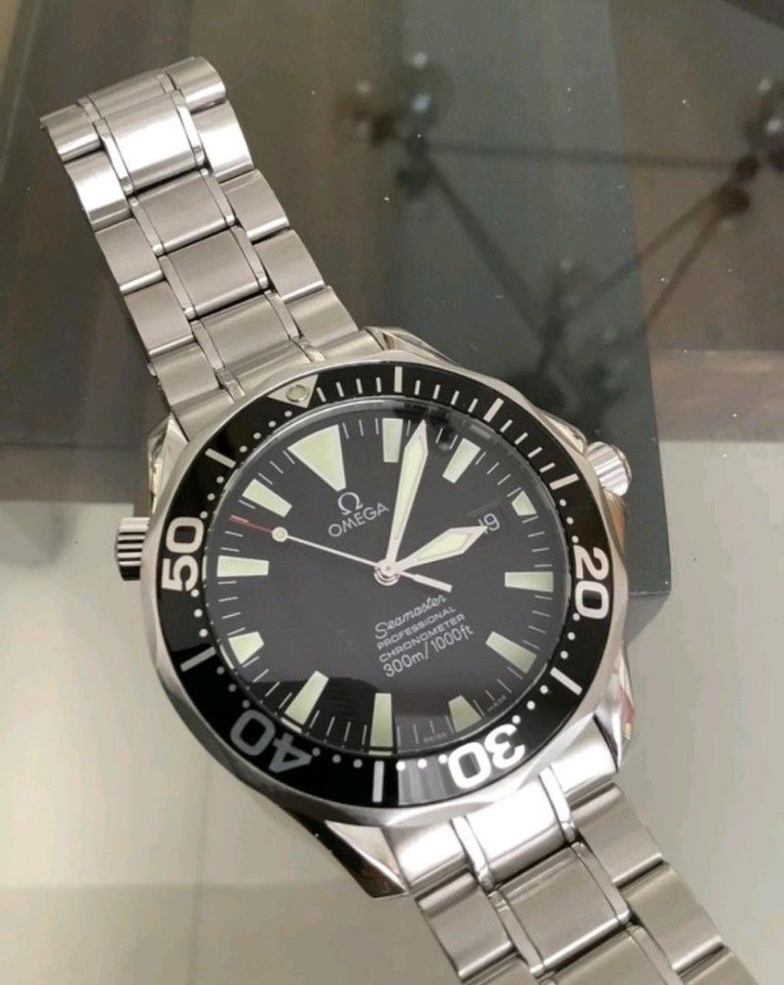 Authentic OMEGA SEAMASTER 22545000 (Category: Luxury Watches) located in Pasig City. Submitted by mythingsph (Listing ID 1249896537, Image 1). Description: Authentic OMEGA SEAMASTER 22545000 complete with box and authentication card looks new no major scratches and no deffects. well taken cared off and seldom used..