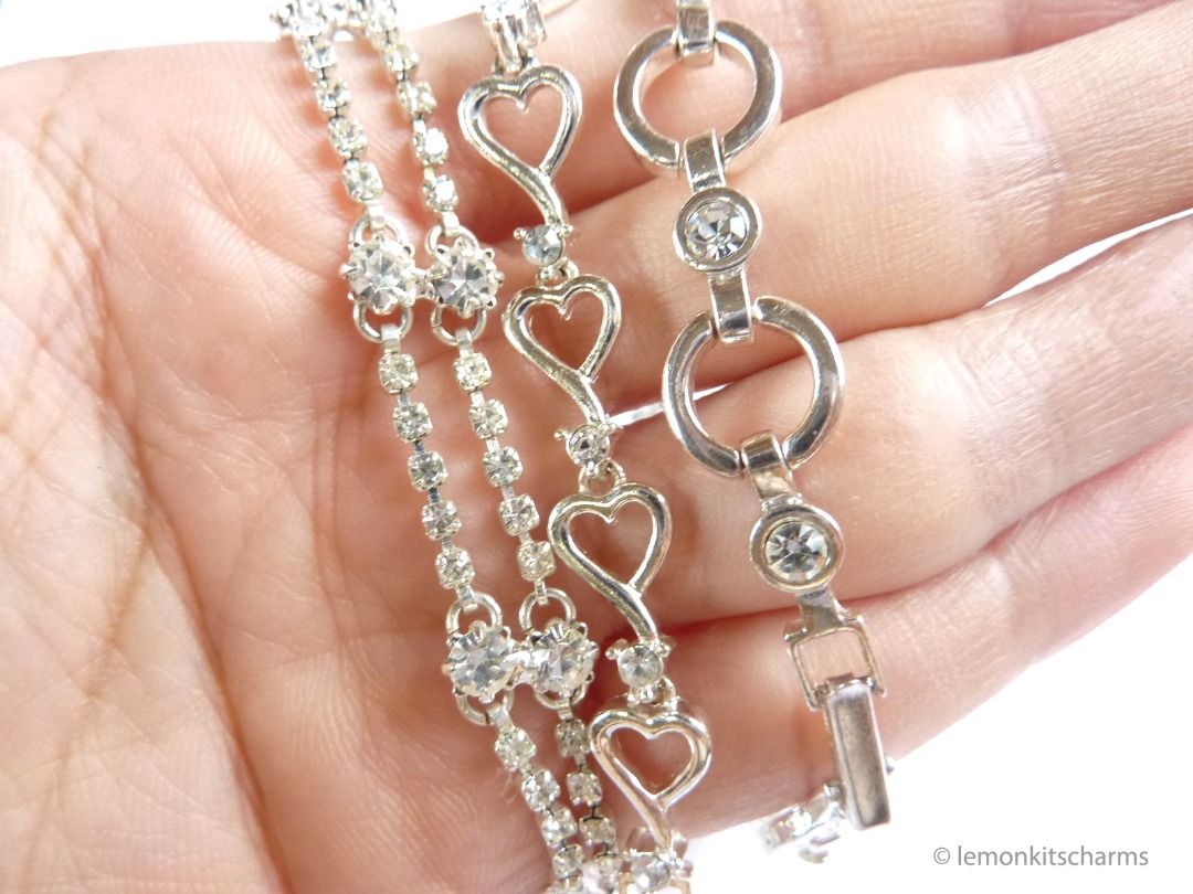 Avon sales heart bracelet