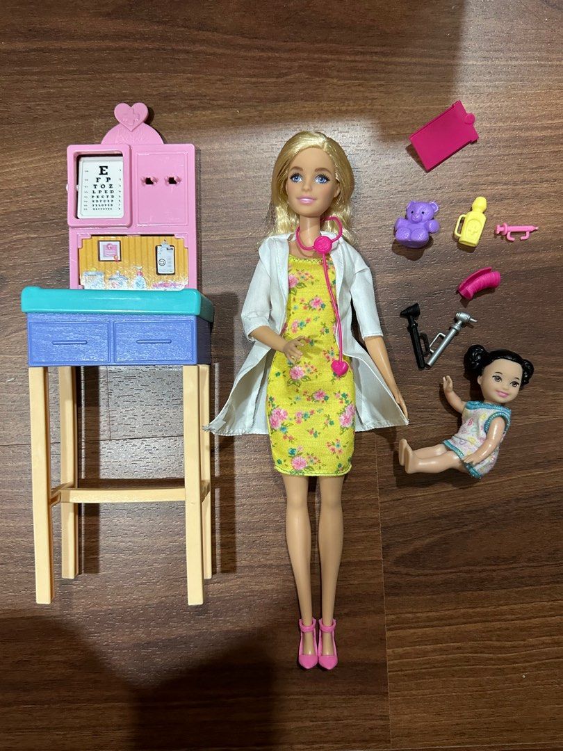 Barbie online pediatrician set
