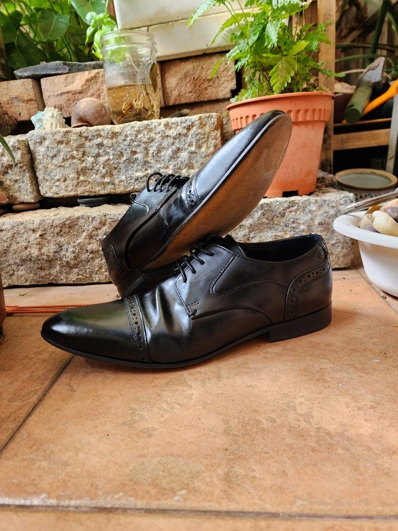 Base london 2025 black shoes