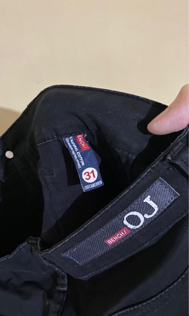 Bench OJ Chino Pants (Category: Chinos) located in Bacoor. Submitted by patrickluwis (Listing ID 1249860761, Image 2). Description: Stretchable fabric. Lightly used. In good condition. No issue. Can fit 29-32 waist. Payment thru BDO, BPI, Metrobank, Gcash or Shopeepay + shipping fee for delivery thru J&T or LBC.