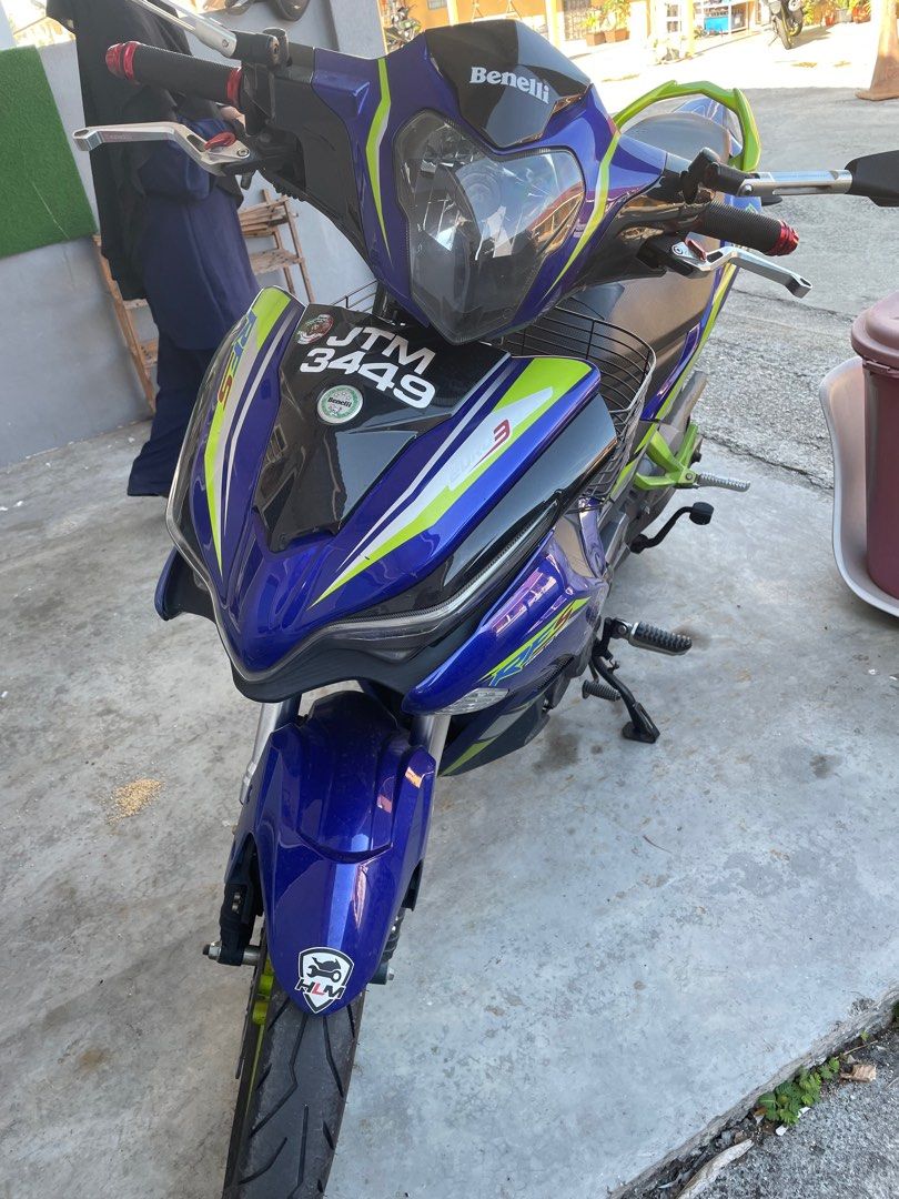 Benelli RFS150i SE, Motorbikes on Carousell