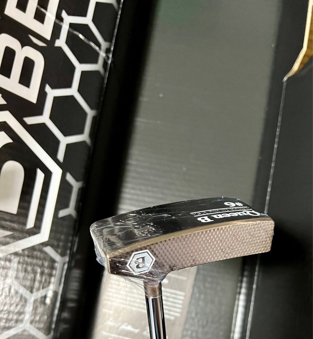 Bettinardi Queen Bee putter 6 RH33” (2023 version), Sports Equipment