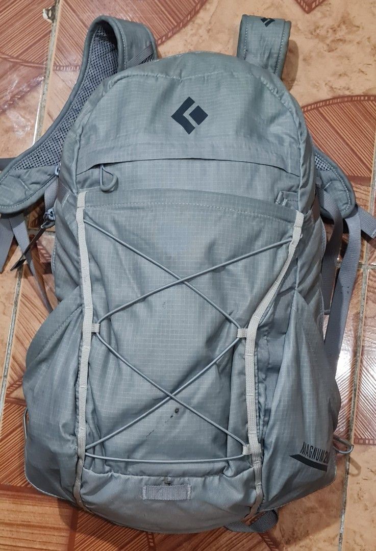 Black Diamond magnum 20 Men s Fashion Bags Backpacks on Carousell