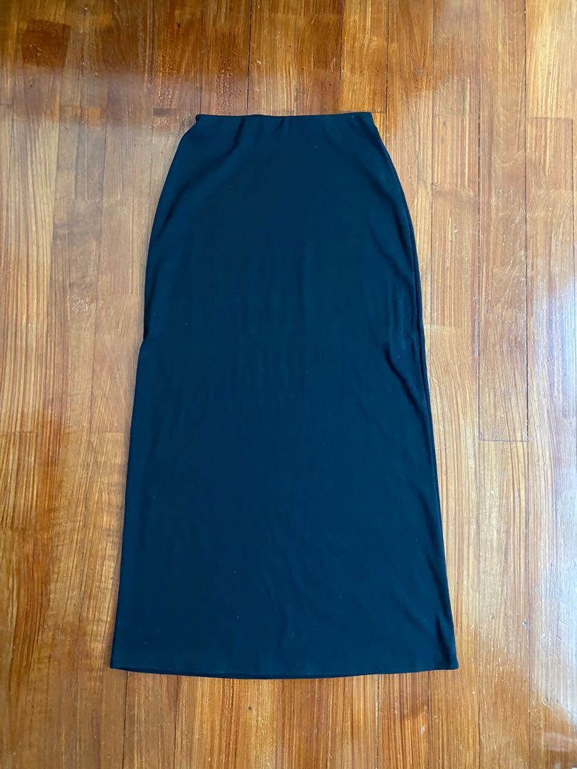 black maxi pencil skirt, Women's Fashion, Bottoms, Skirts on Carousell