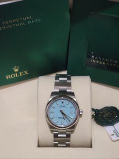 (Category: ) located in . Submitted by wrist.watch (Listing ID 1249376089, Image 1). Description: .