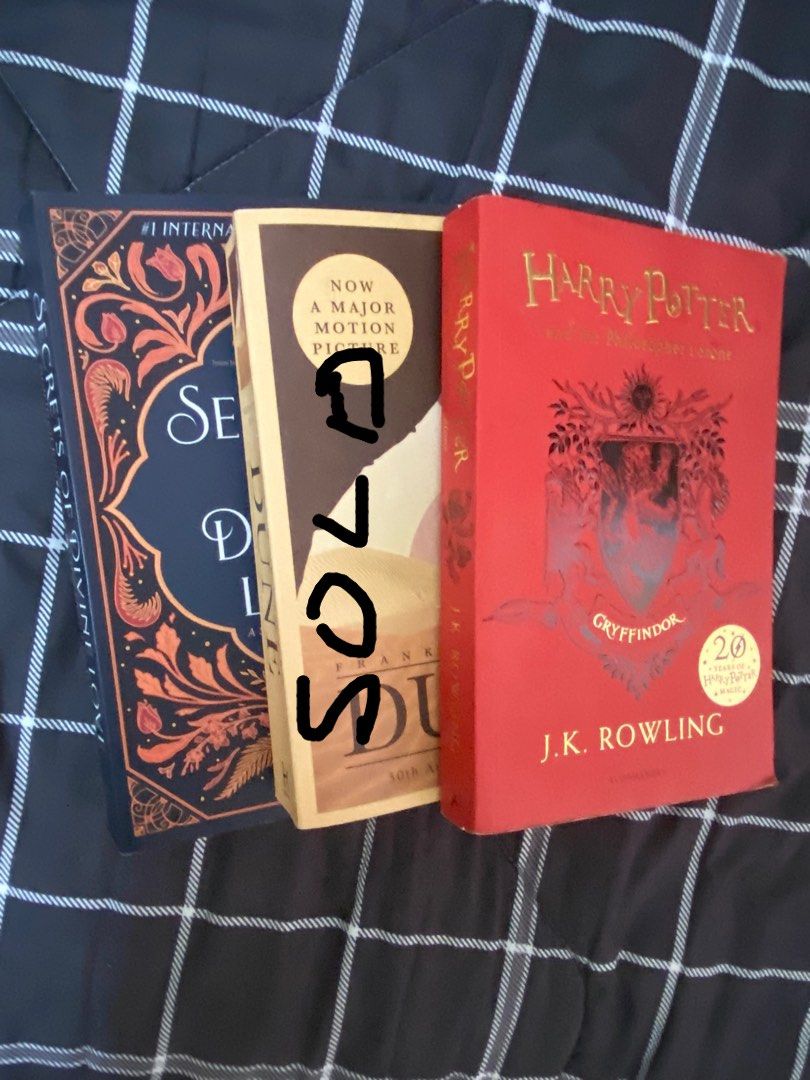 book bundle (Category: Storybooks) located in Shah Alam. Submitted by fourteenteen (Listing ID 1242408529, Image 1). Description: rm28-rm50 each if buy seperately rm70 if buy you both books are in good condition dm if want to see more details.