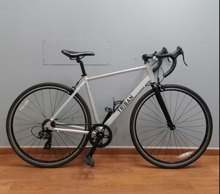(Category: ) located in . Submitted by simplebicycles2019 (Listing ID 1249858658, Image 1). Description: .
