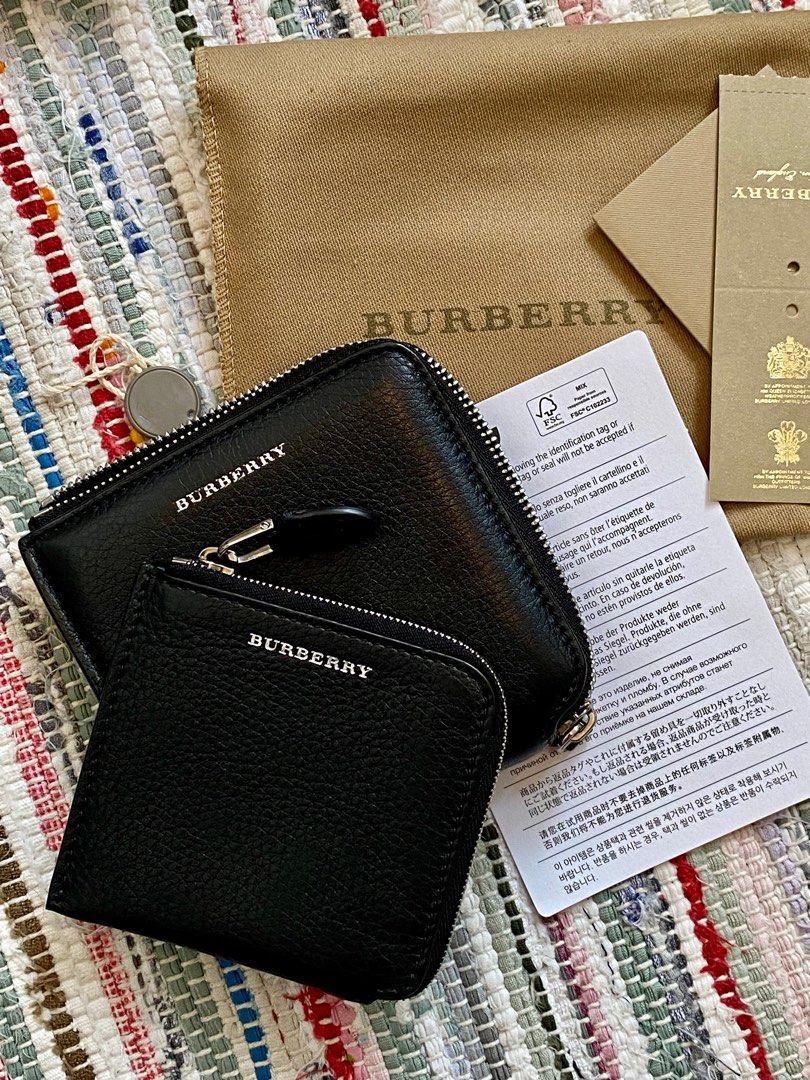 Burberry sales etiqueta zip