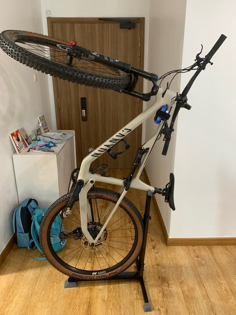 Vertical canyon bike deals