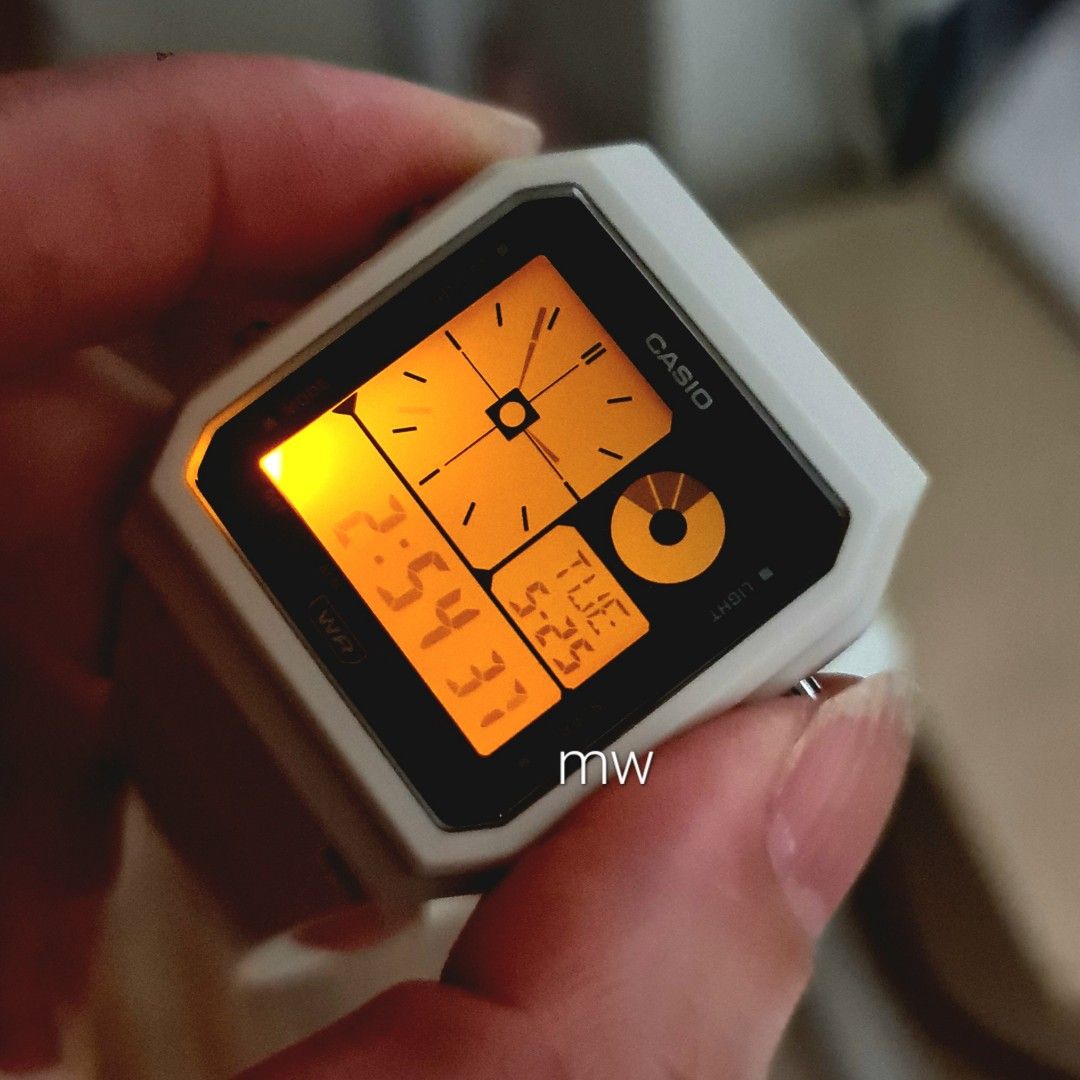 Casio latest Watch, Women's Fashion, Watches & Accessories, Watches on ...