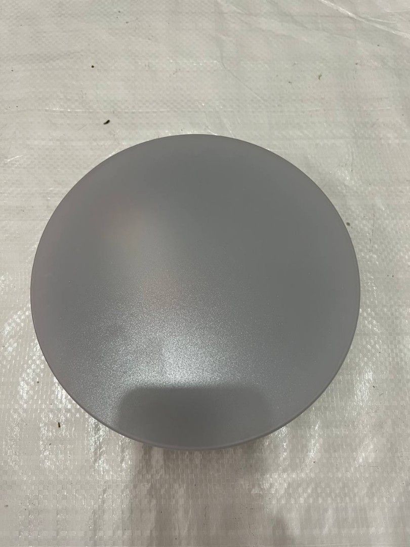 Ceiling lights (Category: Lighting) located in Singapore. Submitted by whs9000 (Listing ID 1249872471, Image 2). Description: Used, taken down after upgrading our ceiling lights. Total 6pcs.