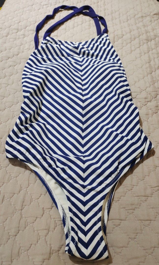 [Swimwear] Cesa Malcapuya Maillot (Category: Bikinis & Swimsuits) located in Manila. Submitted by nyhsr (Listing ID 1249879984, Image 3). Description: Used twice In good condion with minimal flaws (red stains inside, see pic 6) with removable pads Size: Large.