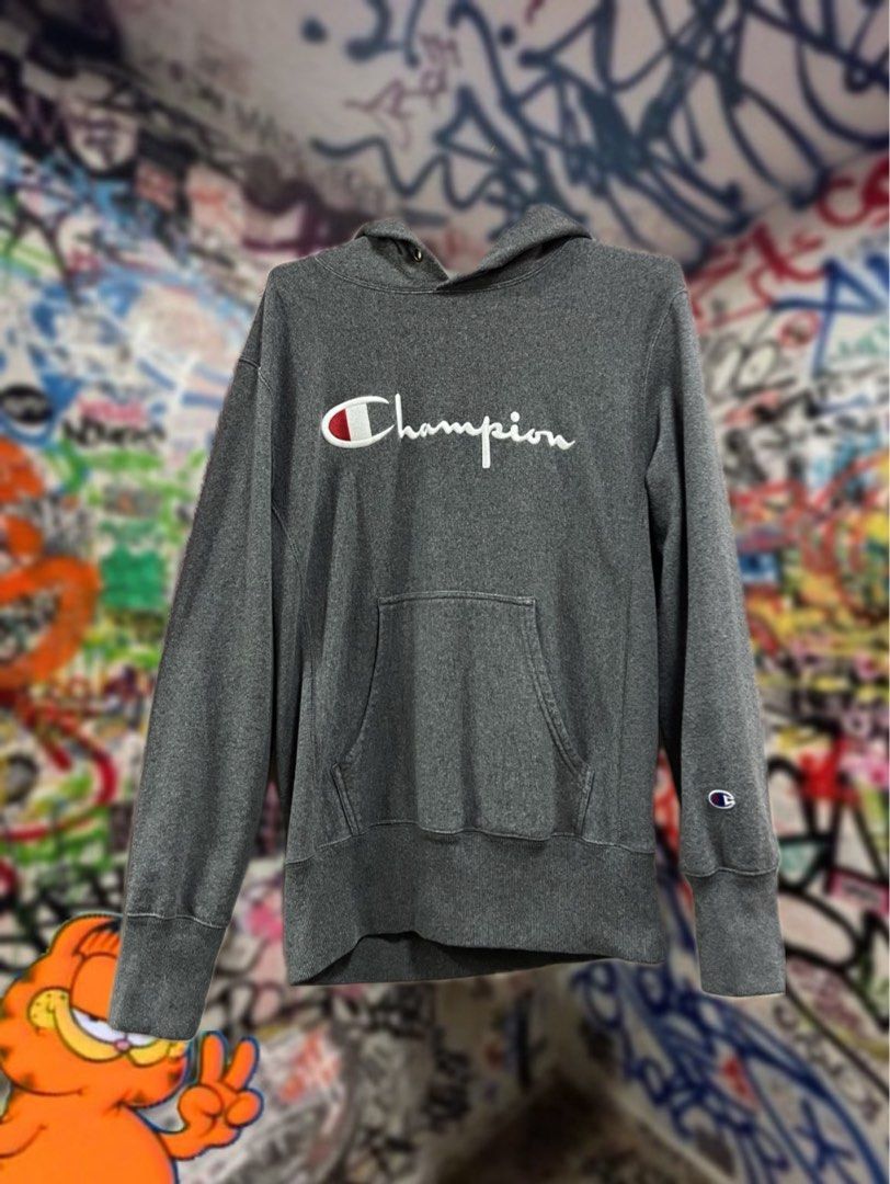 Champion script embroidered reverse weave pullover hoodi 2025