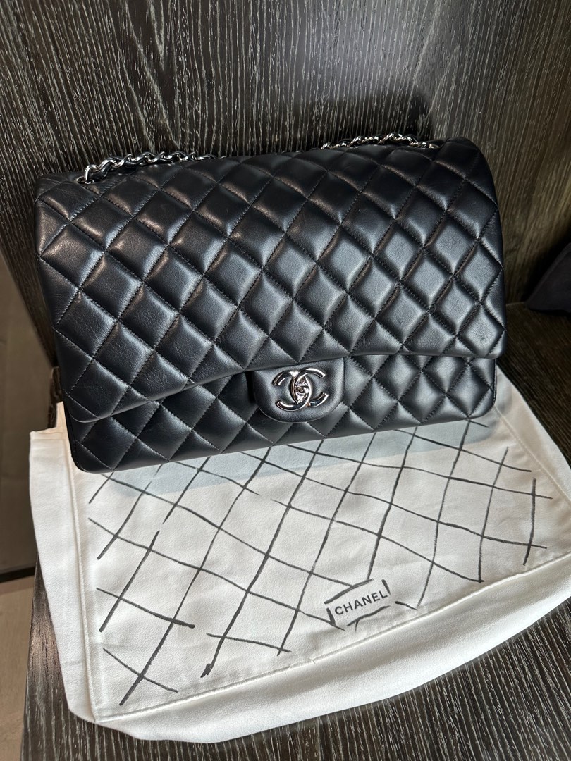 chanel maxi classic flap bag cf lambskin Carousell